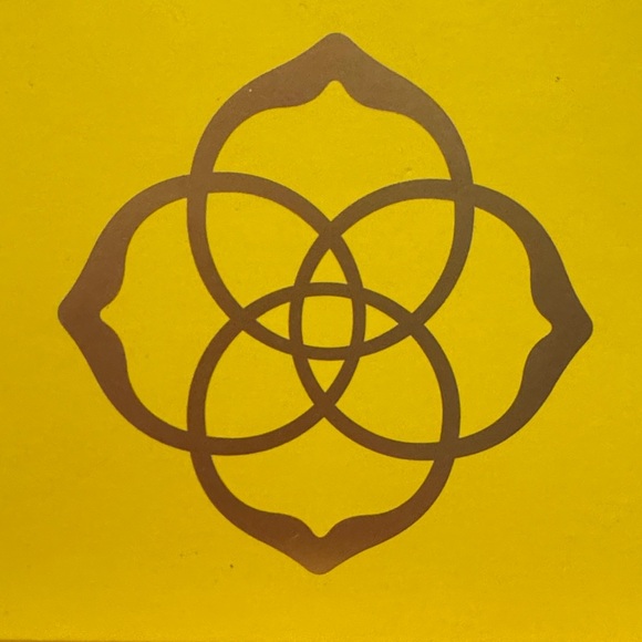 Kendra Scott Ari Heart Multi Strand Necklace in Gold (clasp sticks. See details) - Picture 2 of 6